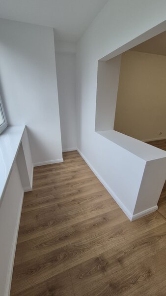 Decebal, Piata Muncii, Bucuresti